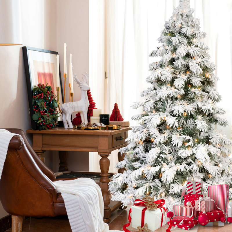 Arbre de Noël en forme d'épouvantail floqué avec lumières à DEL blanc chaud, embouts de fil mémoire en PVC, poteau électrique et structure à charnières - arbre de Noël réaliste enneigé