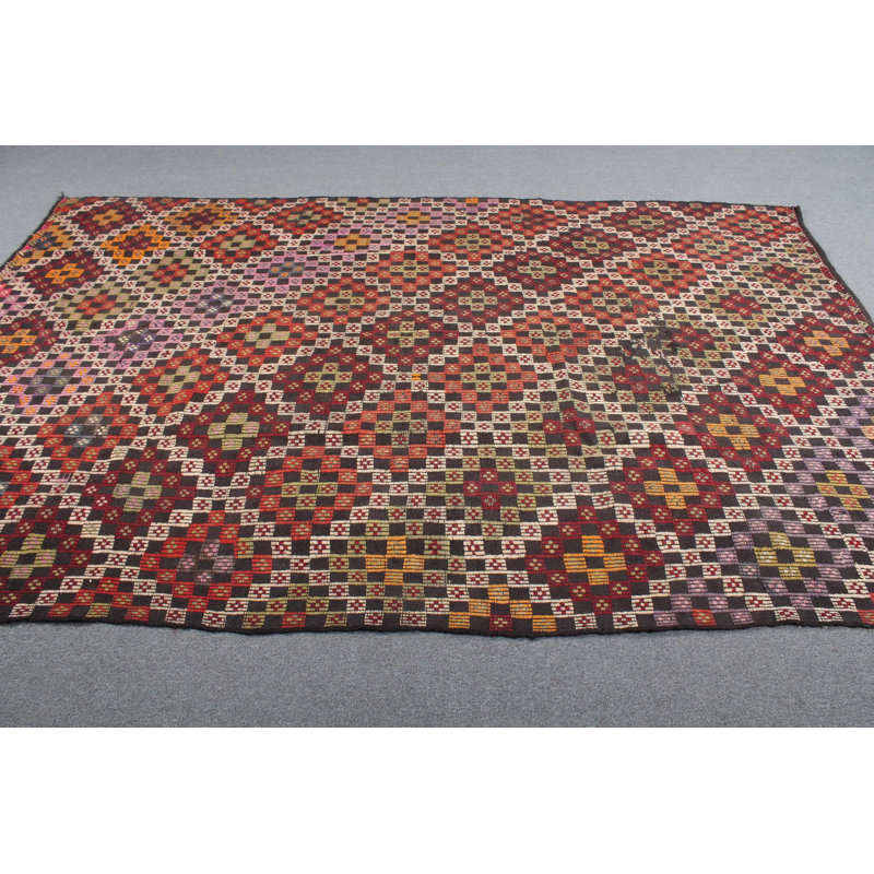 Grand tapis kilim turc vintage brun neutre pour un décor de salon surélevé