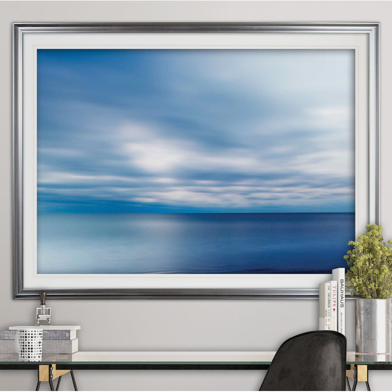 « forever blue », reproduction de peinture à l’acrylique, Cadre argenté, H 20 po x l 24 po x P 1,5 po