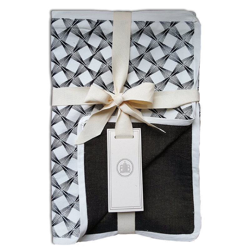 Thaksin Cotton Rectangle Placemat, Black