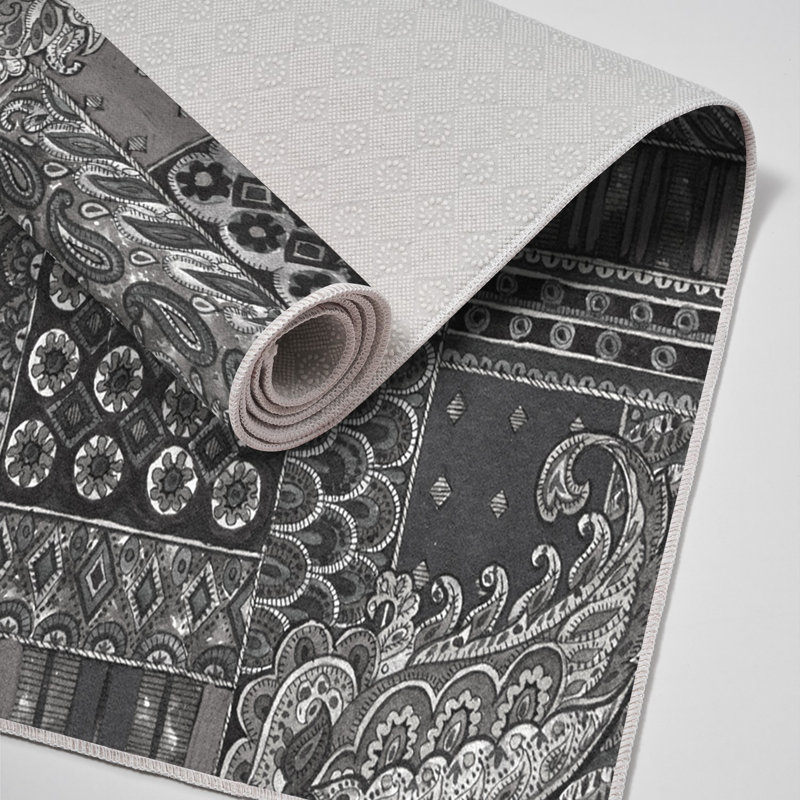 Tapis gris en polyester tissé à la machine Elveria, Rectangle 5 pi 3 po x 7 pi 7 po