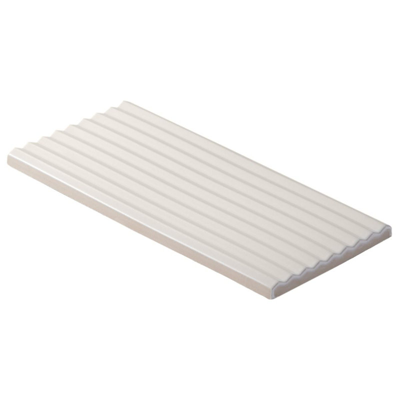 Carreau de métro en porcelaine métallique cannelée 3D 4,7 po x 9,7 po Ardor Linear (6,32 pieds carrés / caisse), Blanc