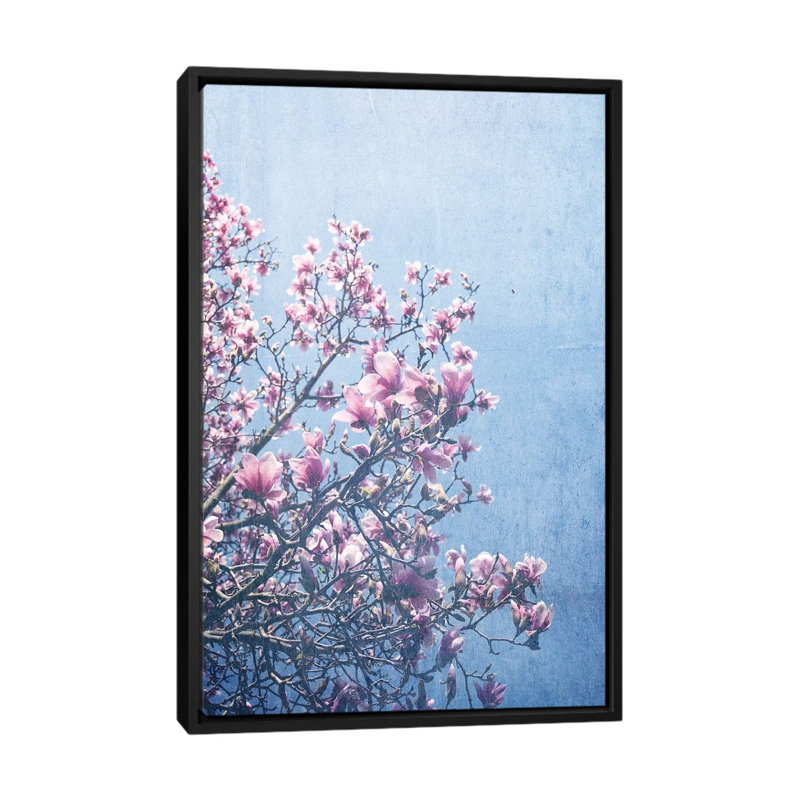 Reproduction de photo sur toile tendue, "elle fleurite partout !, H 26 po x l 18 po x P 1,5 po, Toile avec cadre noir