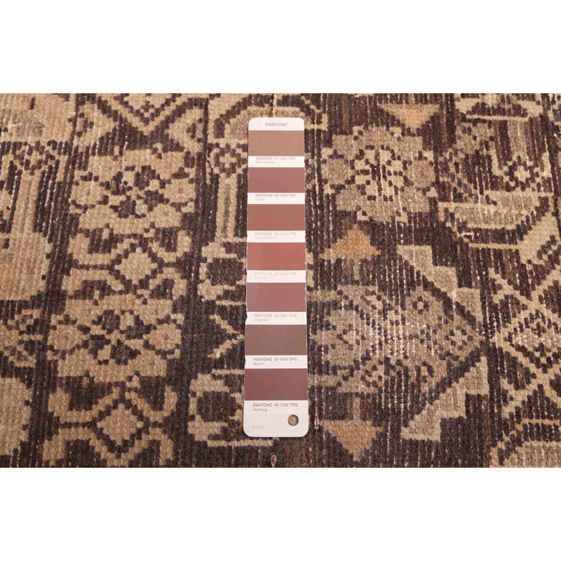 Tapis brun Antalya Vintage 3 pi 3 po x 8 pi 8 po