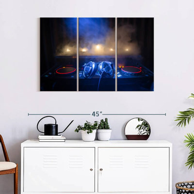 " DJ's Headphones " 3 - Pieces