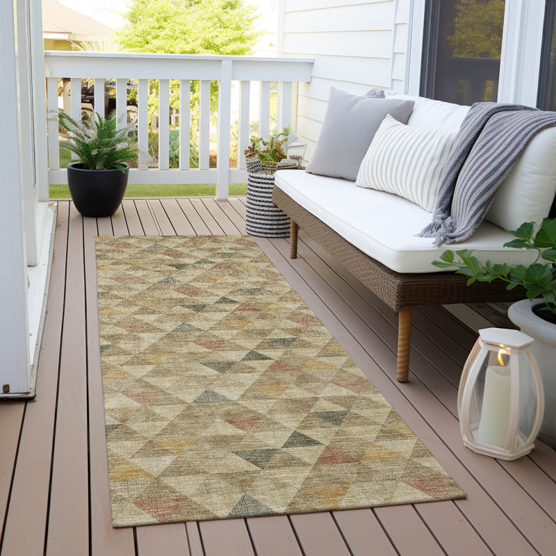 Itzayana Geometric Indoor / Outdoor Rug, Runner 2'3" x 7'6"