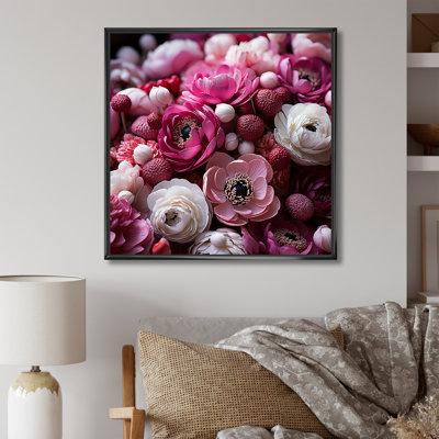 «White Ranunculus Radiance Layers Of Beauty» - art mural Renoncule