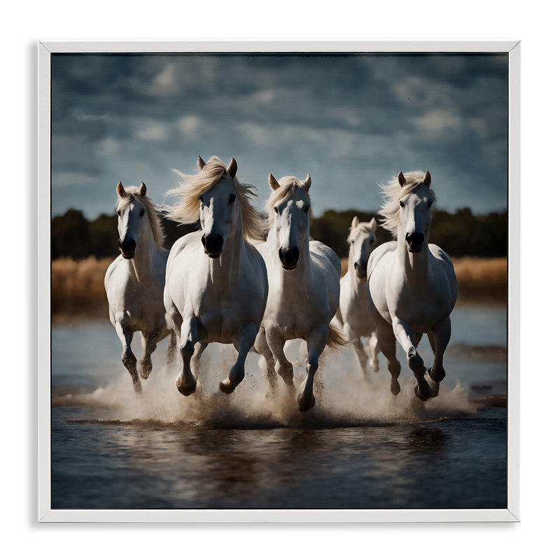«Gall galing Stallions Splash», estampe numérique par Noah Bay, Estampe numérique encadrée blanc bord de mer