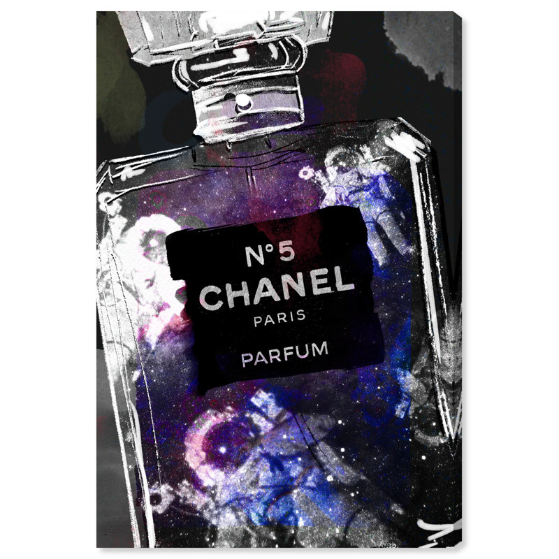 «Floating in Space Perfume», impression sur toile tendue, 36" H x 24" W