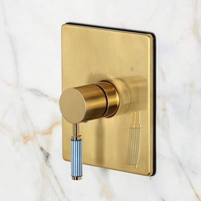 Kingston Brass Verona Single-Handle Pressure Balanced Shower Faucet