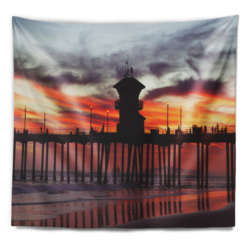Tapisserie Seashore Pier, Californie, au coucher du soleil avec tapisserie de nuages, H 50 po x l 60 po