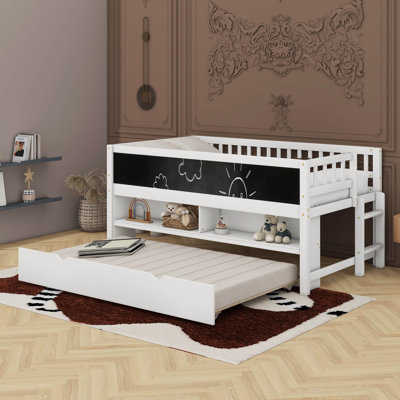 Lit mezzanine simple simple avec tablettes de rangement, tableau noir et lit gigogne