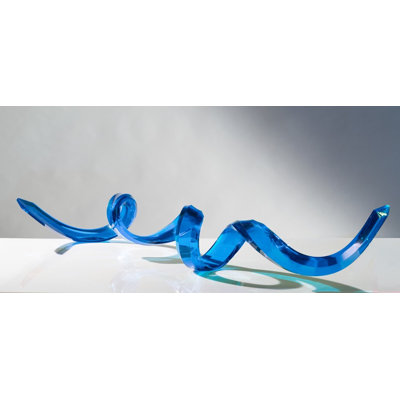 Figurines & Sculptures