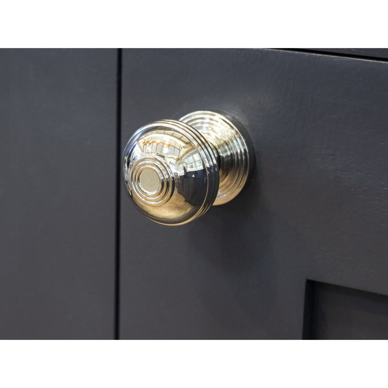 Prestbury 32mm Diameter Round Knob, Polished Nickel