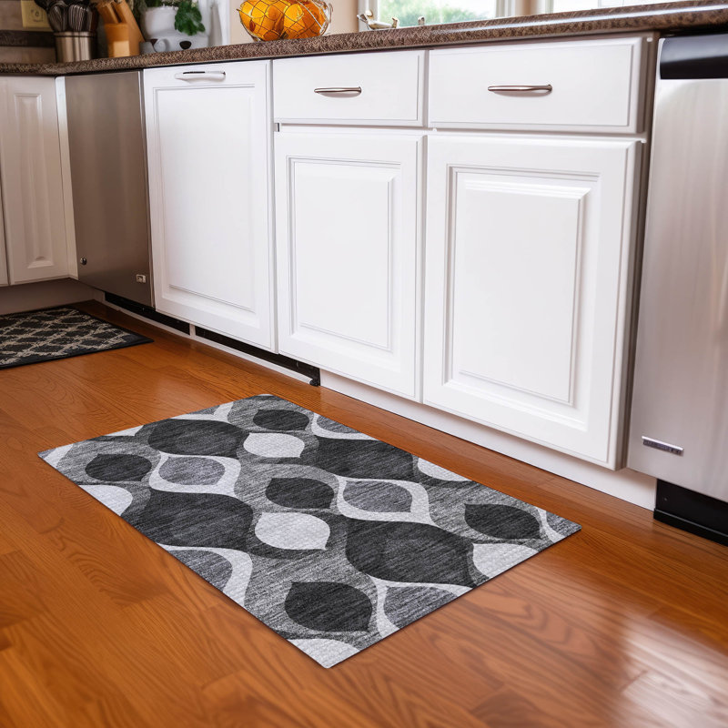 Tapis d'entrée / extérieur antidérapant Caziyah, Rectangle 1 pi 8 po x 2 pi 6 po