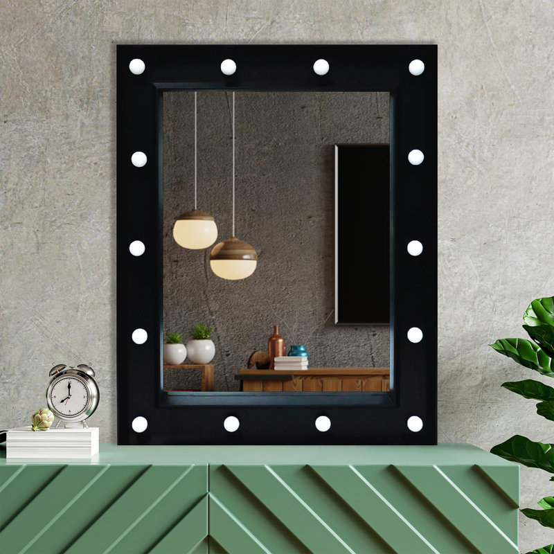 Januário Mirror