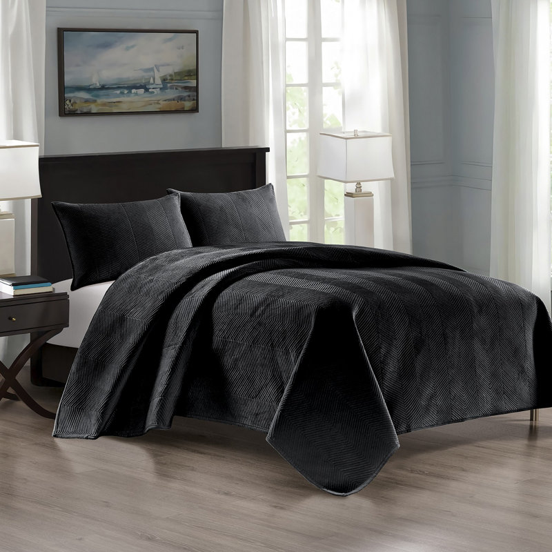 Pointehaven Black Velvet  Oversized Chevron Quilt Set, Twin/Twin Extra Long, Black
