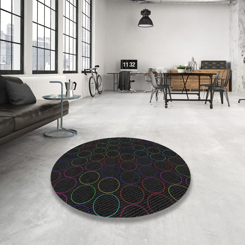Tapis noir/rouge à motifs, Rond 6 pi