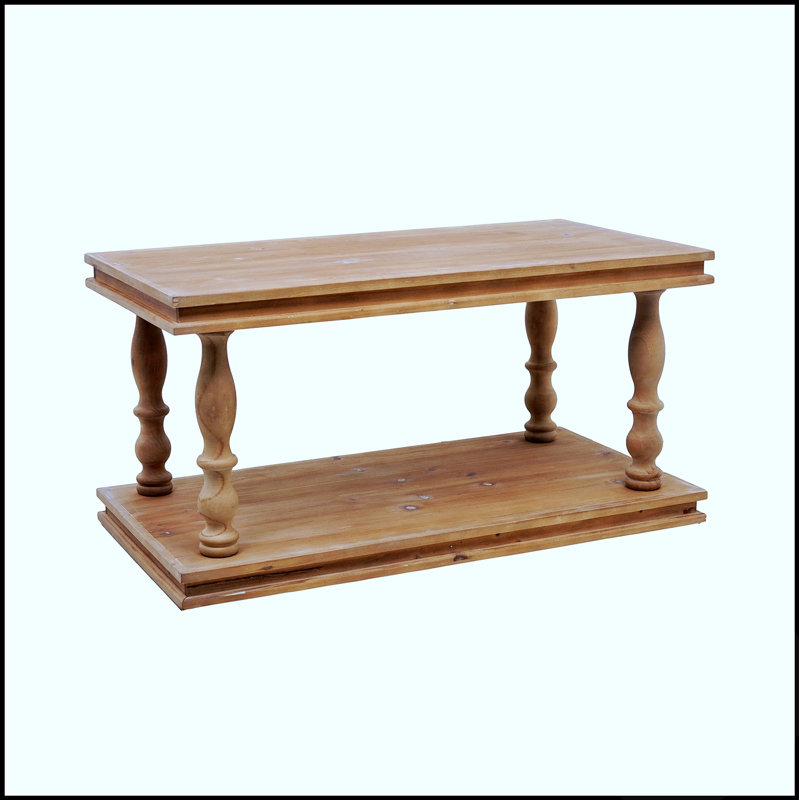 Table basse rectangulaire rustique avec rangement à 2 niveaux, en bois naturel, pieds balustres sculptés, idéale pour une décoration de style champêtre ou maison de campagne française.