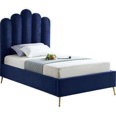 Sonette Upholstered Platform Bed