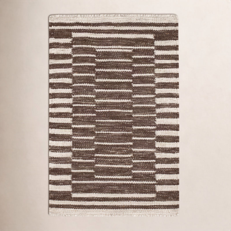 Heights Natural Handwoven Wool Rug, Rectangle 2' x 3'