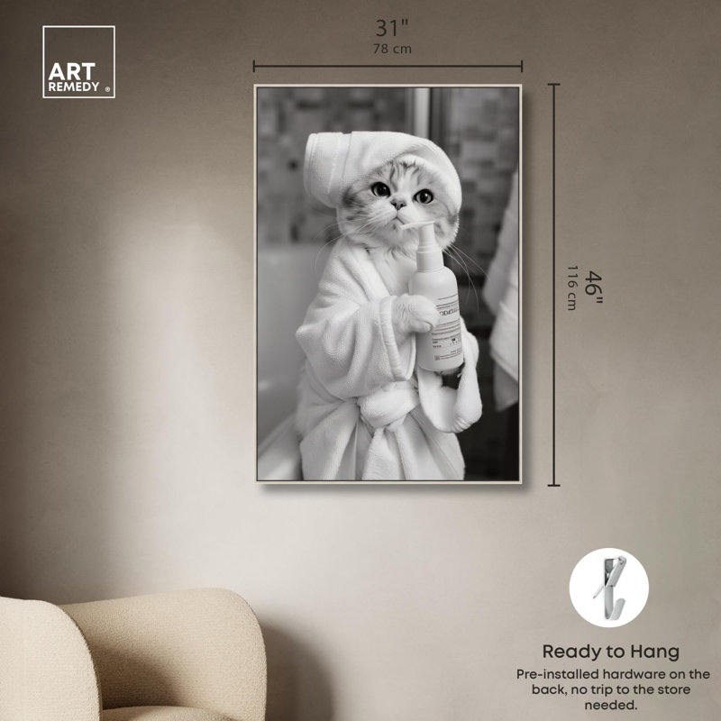 «Cat Bath Ready» par Art Remedy, Argent argent, Reproduction encadrée sans passe-partout, H 46 po x l 31 po