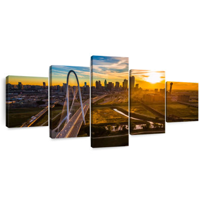 Latitude Run® Sunrise Over Dallas