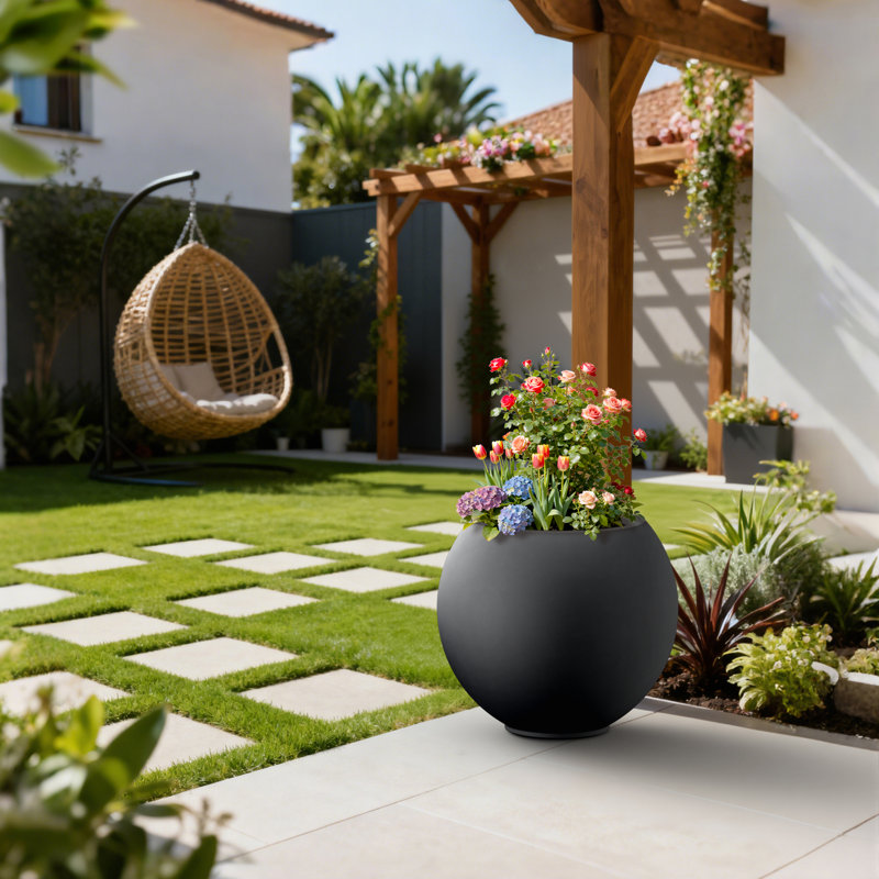 Grand pot à fleurs rond 19,5 po en béton noir mat avec intérieur amélioré avec trous de drainage pour l'intérieur et l'extérieur