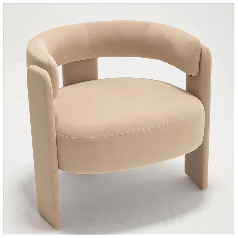 Chaise d'appoint Mid-Century moderne avec revêtement en velours et pieds en bois robustes pour une assise confortable dans le salon ou le bureau