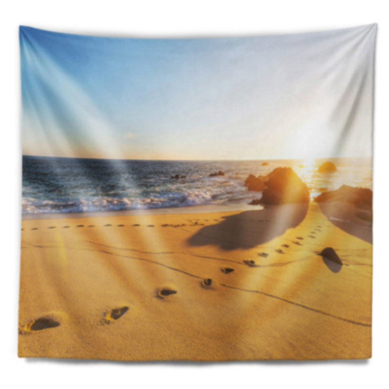 Grandes empreintes de pas sur une tapisserie de sable de plage, H 32 po x l 39 po