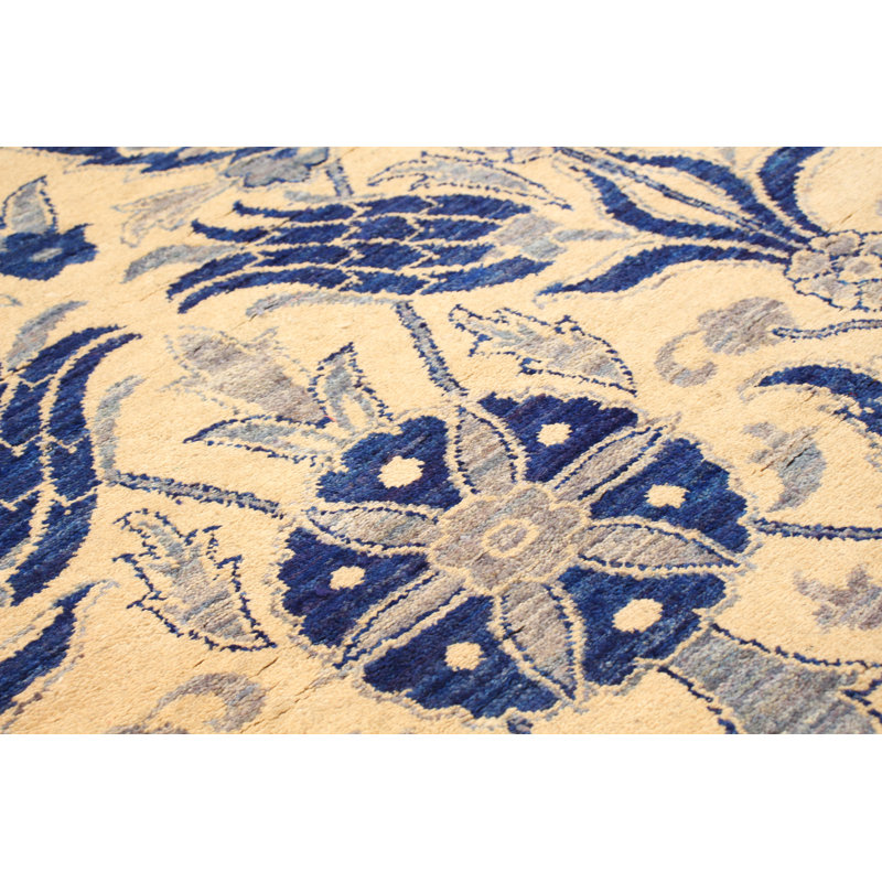 Tapis crème / bleu marine en laine noué à la main Deluna, Rectangle 4 pi 1 po x 6 pi 3 po