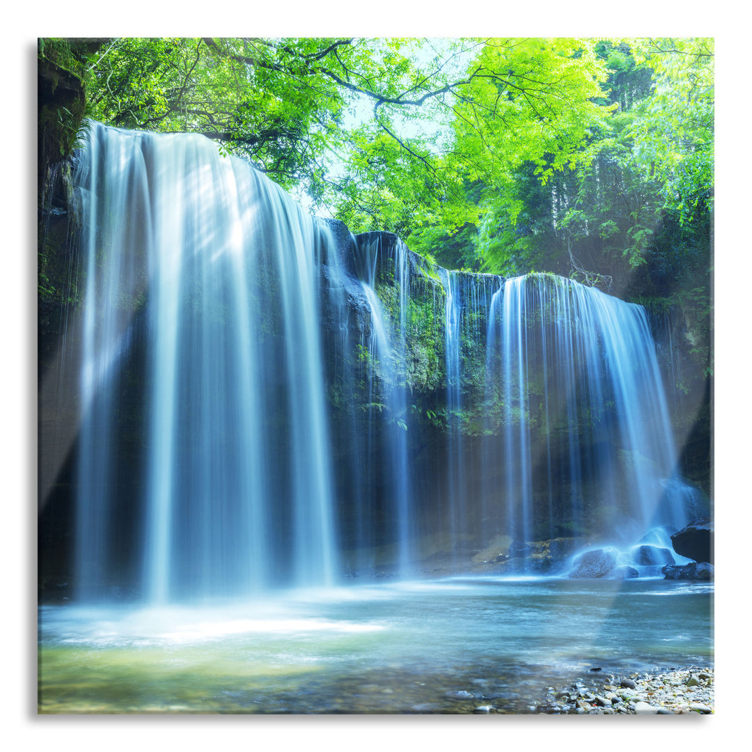 Ungerahmtes Foto auf Glas "Tropischer Wasserfall im Wald"