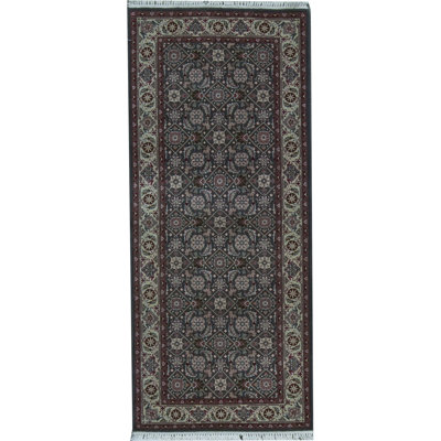 Jahan Wool Oriental Indoor Rug
