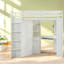 Lit gain de place beige et blanc avec armoire en bois, bureau et design moderne