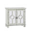 Commode d'appoint traditionnelle en bois blanc antique avec poignées pendantes et finition moderne-1918418798