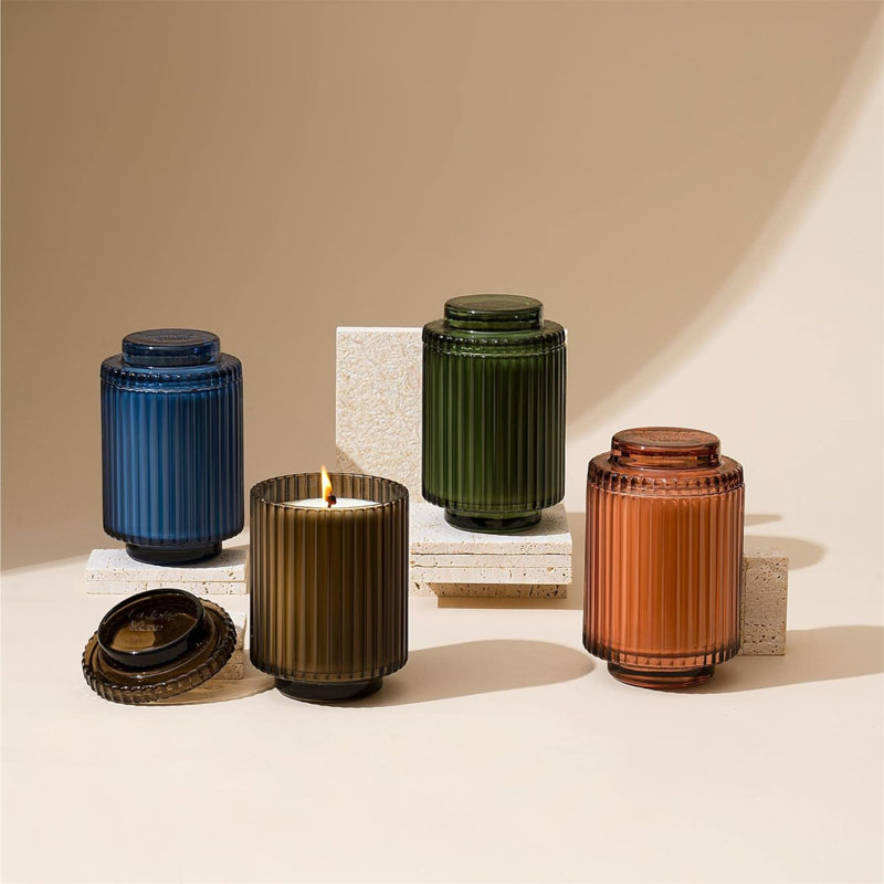 ‎Woody Jasmine Scented Jar Candle