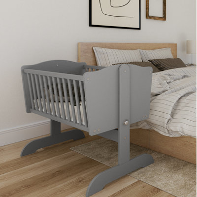 Maxi Bedside Cot with Bedding