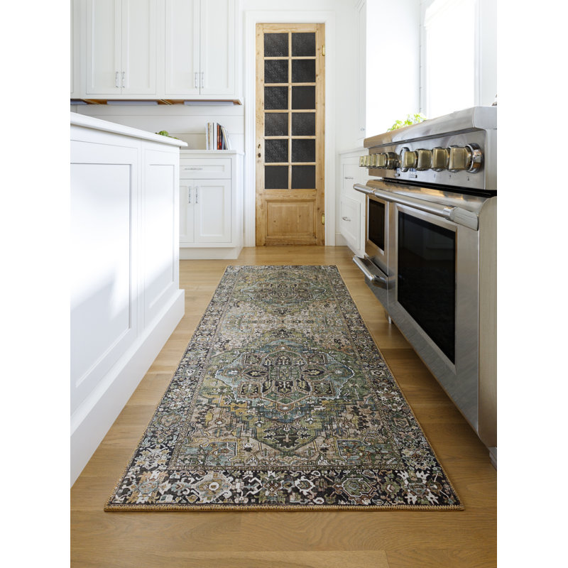 Albion Oriental Indoor Rug, Runner 2'6" x 7'6"