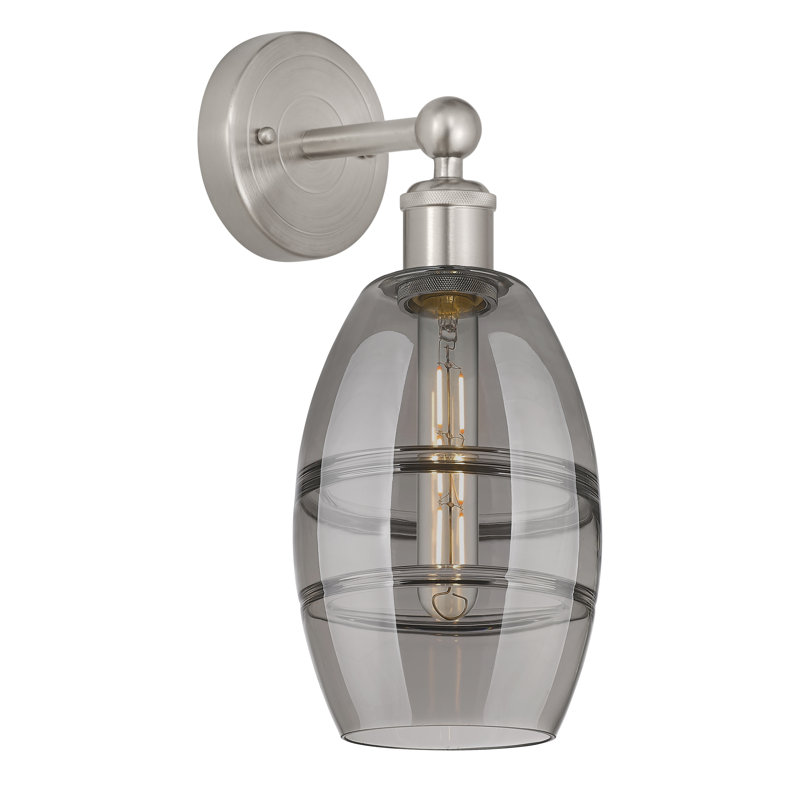 Applique murale en acier Bettylou, Gris fumée clair, H 10,38 po x l 5,88 po x P 7,44 po, Nickel satiné