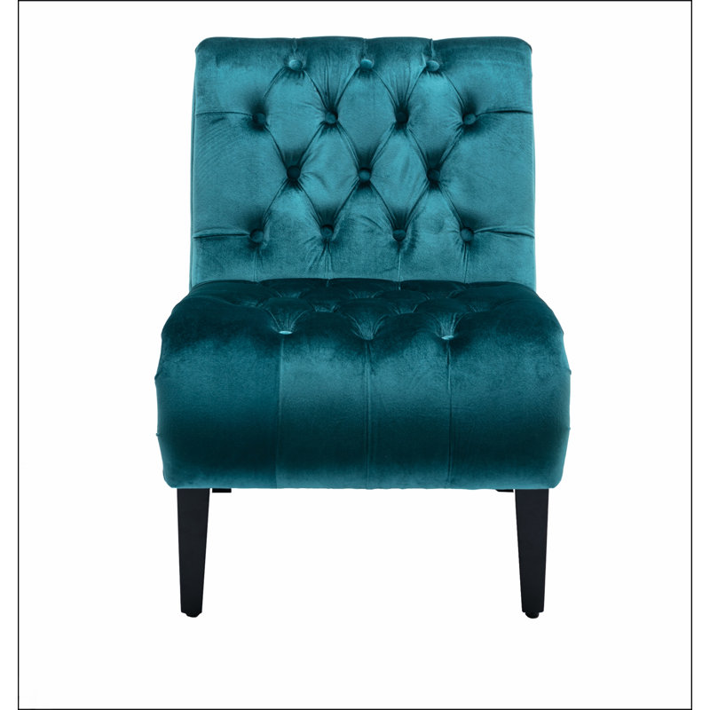 Fauteuil d'appoint confortable en velours pour différentes pièces, rehaussant le style intérieur et offrant une assise confortable