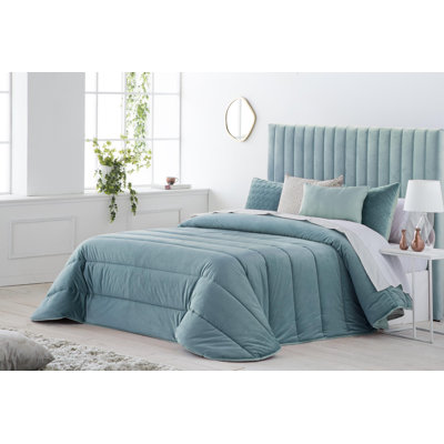 Ebern Designs Atreo Bedding
