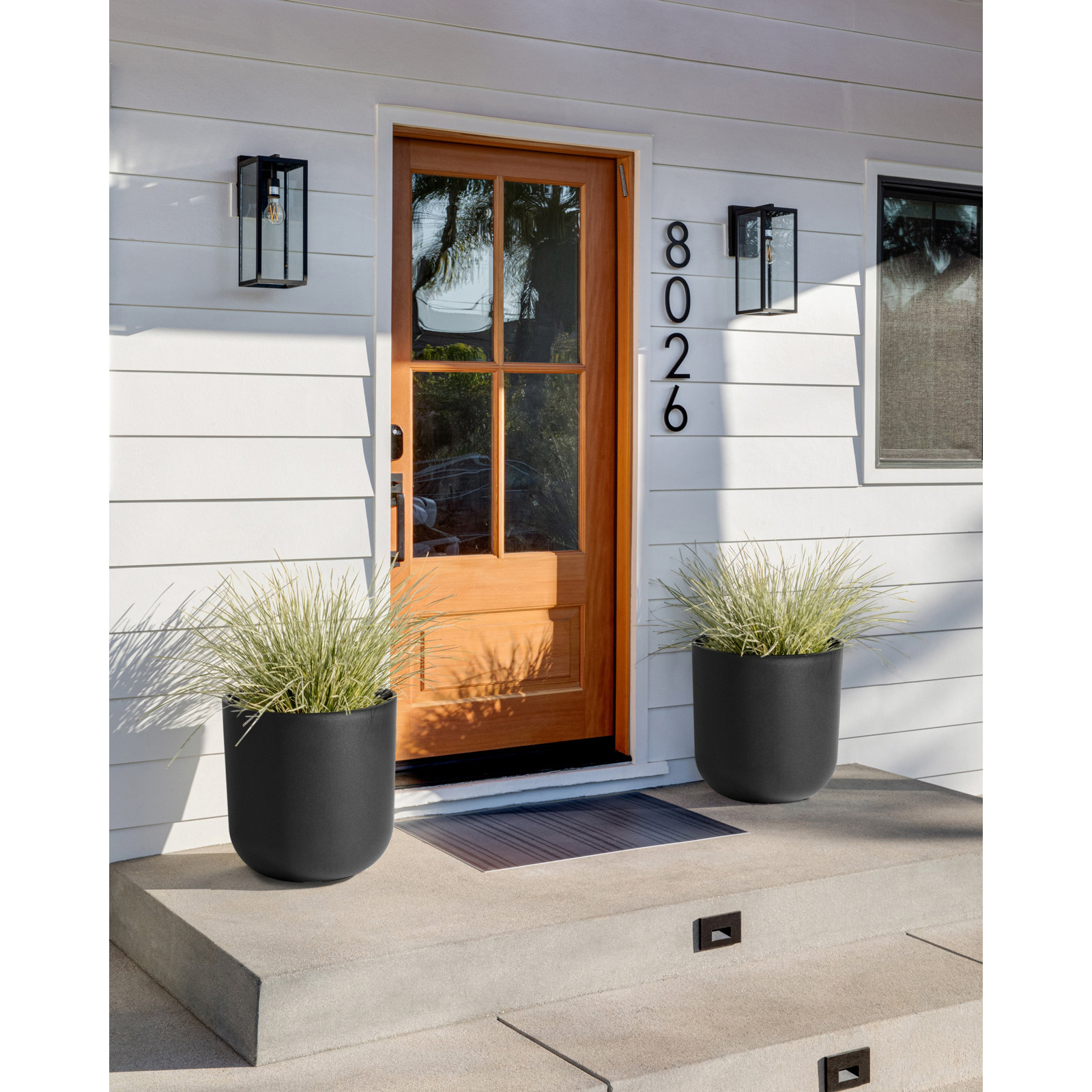 Mason Series Kona Planter, Black, 2, 19.75" H x 18.5" W x 18.5" D