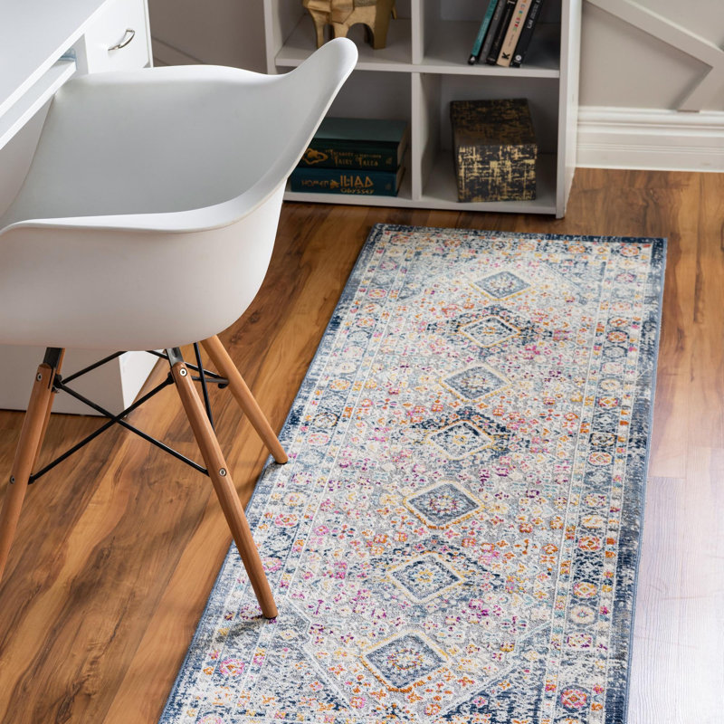 Oriental Indoor Rug, Runner 2'7" x 9'10"