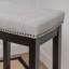 Tabouret en bois massif avec siège rembourré Bartonville-875261410-929350070