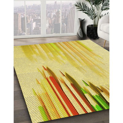 Tapis jaune tissé à la machine