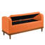 Banc capitonné orange de style moderne du milieu du siècle, avec structure en bois massif et rangement intégré sur le dessus, fini noyer, idéal pour une chambre à coucher élégante.