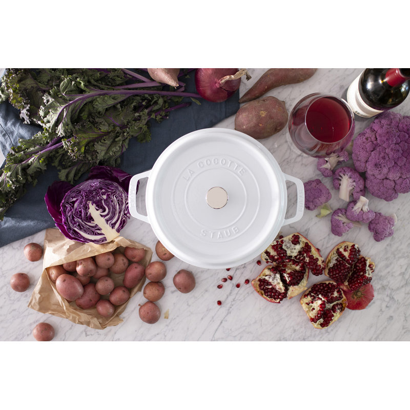 La Cocotte Cast Iron Round Cocotte, 5.5 quarts, White
