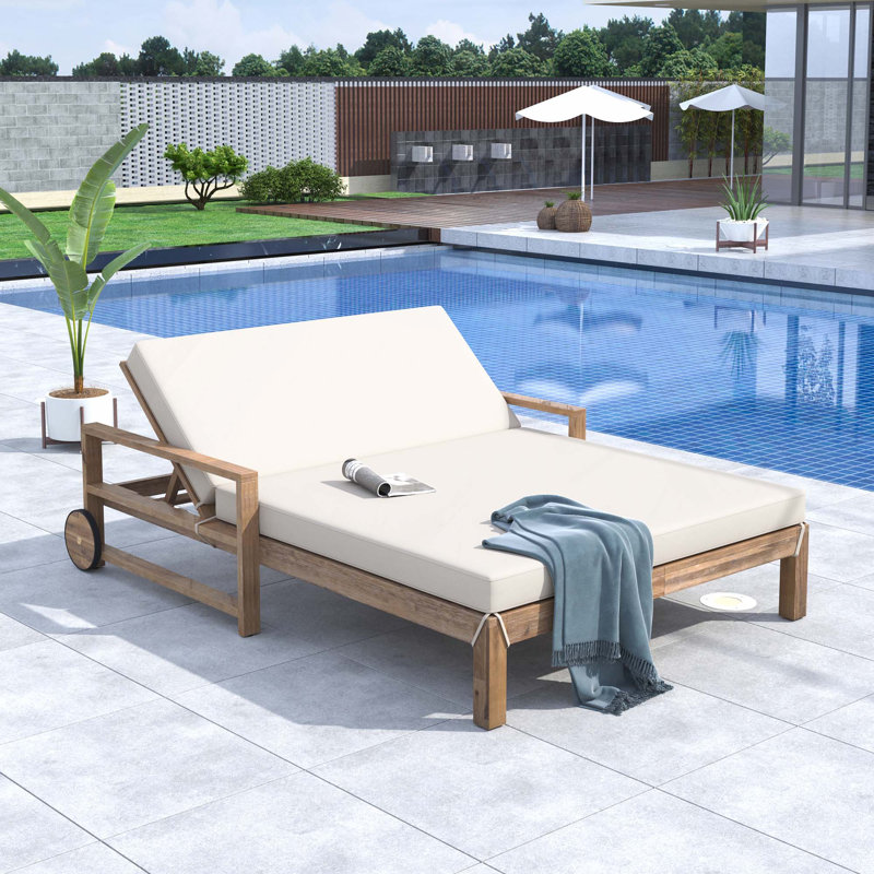 Lit de bronzage d'extérieur en bois de ferme pour une détente ultime, Beige