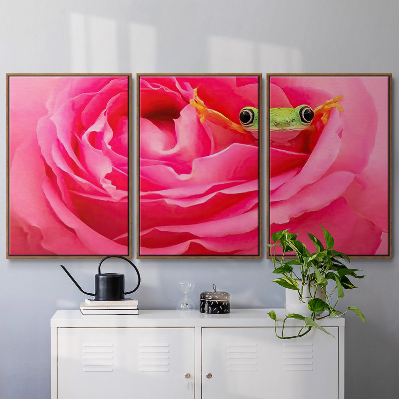 «Hanging On», reproduction d'art encadrée sur toile 3 pièces, H 24 po x l 48 po x P 2 po, Blanc