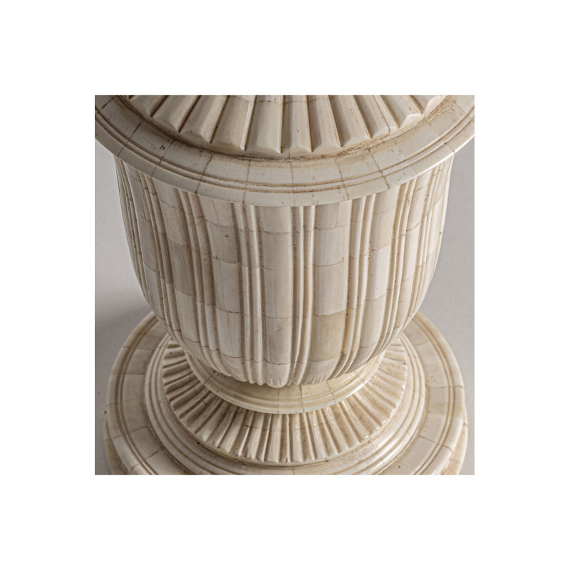 Jarek Vase M